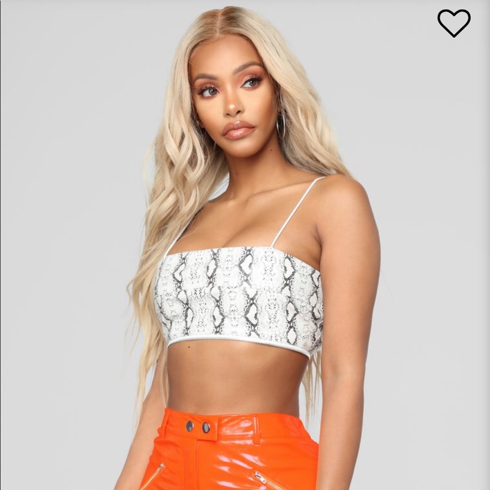 NWT!! Fashion Nova - Why Cover Snake Skin Crop Top